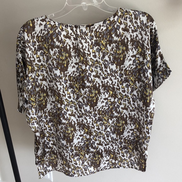 Fall layer top! - Picture 3 of 3